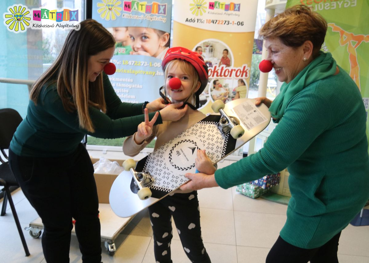 Cikkek / Bohócdoktorok a Gyermekkarácsonyon