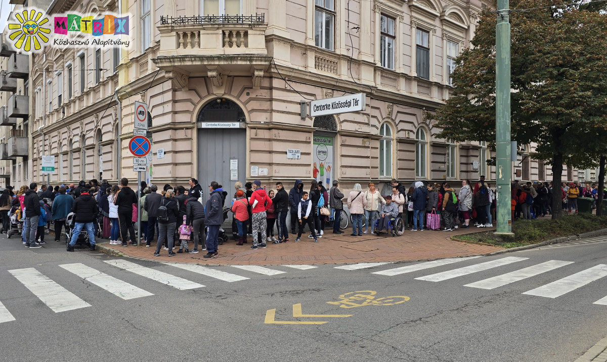 Galéria / Bohócdoktorok nagy tettei, ételosztás