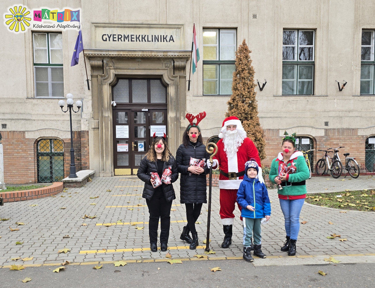 Gyermekklinika osztályain a bohócdoktorok