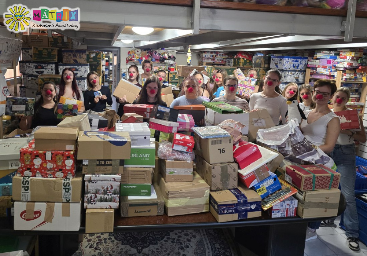 Galéria / Gyermekeknek készül a játékválogatás - bohócdoktor szeretettel