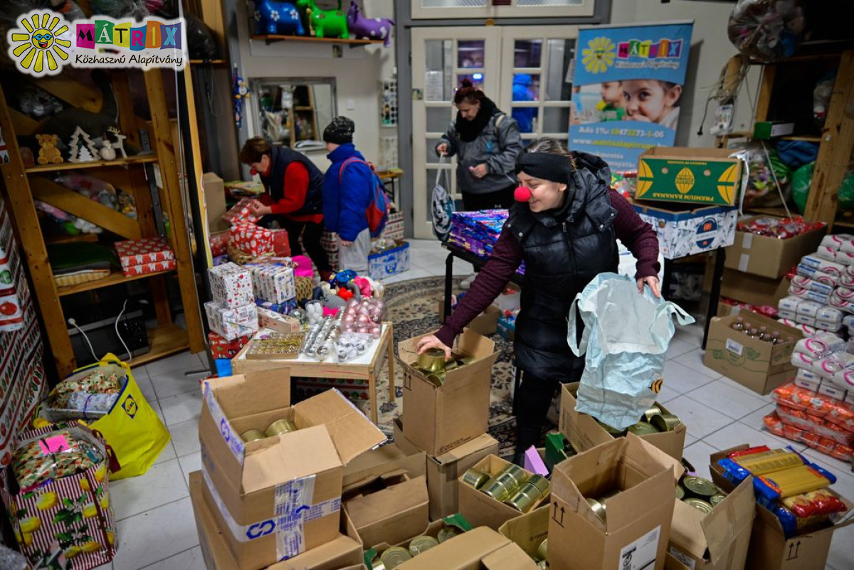 Készülnek az élelmiszercsomagok